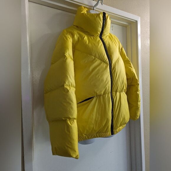 M2C yellow puffer jacket - Picture 3 of 5
